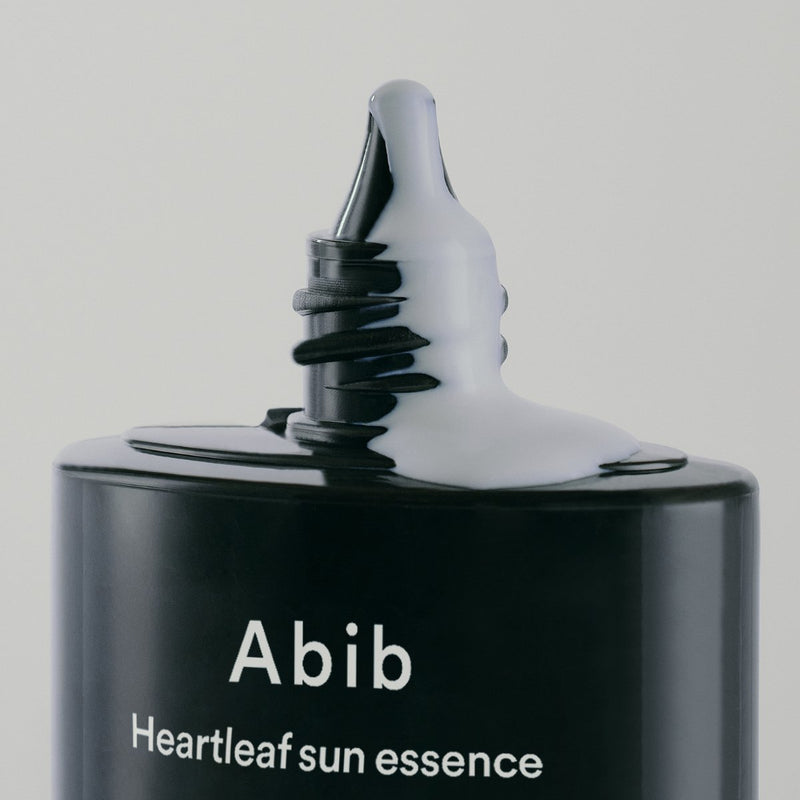 Protección Solar Abib Heartleaf Sun Essence Calming Drop 50ml